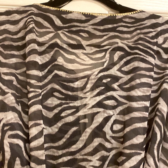 Kaftan in Zebra print with gold trim tasseled tie front at neckline Size OS - Picture 6 of 6